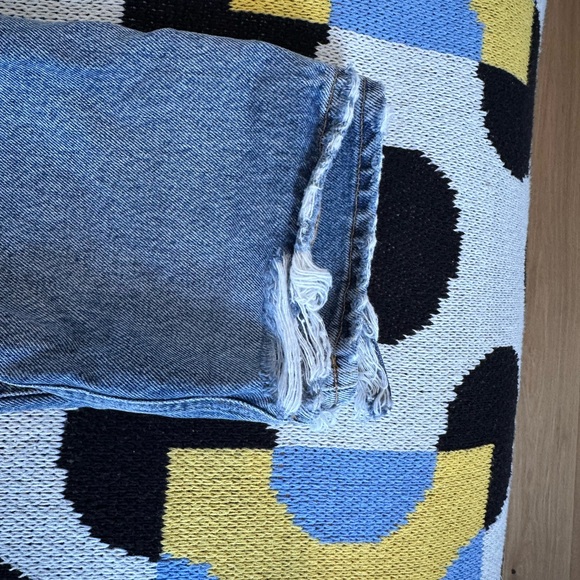 Agolde straight leg light wash jeans, size 24 - Picture 3 of 3